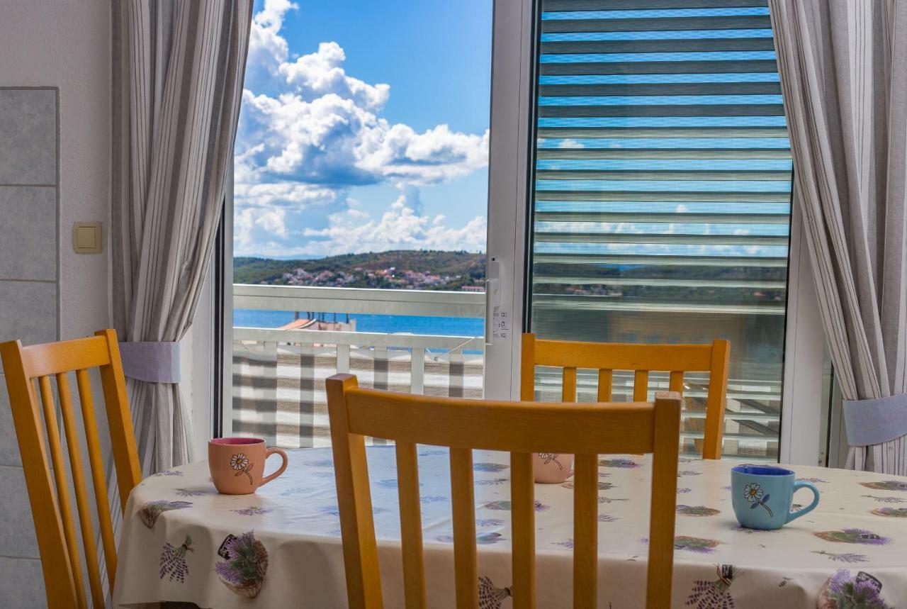 Apartments Rose Trogir Exterior photo